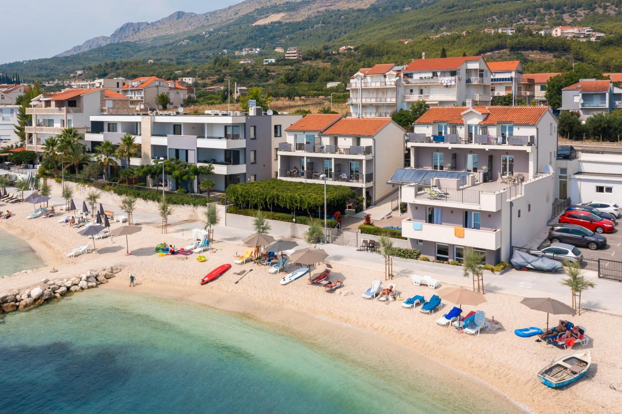 Seaside Luxury Suites ポドストラナ エクステリア 写真