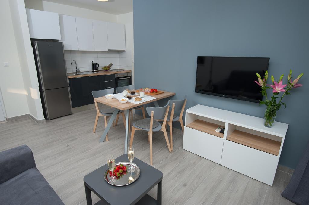 Seaside Luxury Suites ポドストラナ エクステリア 写真